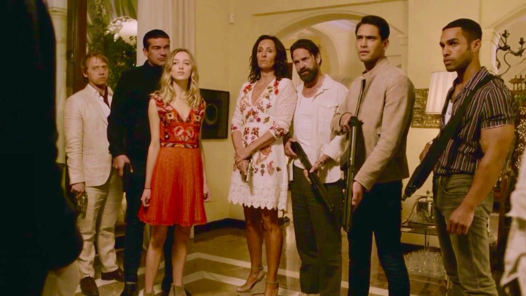 JuttaFreudig's tweet photo. #MusketeersEurope #Snatch #SnatchTV S2ep3   #CharlieCavendish #RupertGrint #HateEm #TamerHassan #LottiMott #PhoebeDynevor #LilyHill #JulietAubrey #VicHill #DourgrayScott #AlbertHill #LukePasqualino #lucapasqualino #BillyAyers #LucienLaviscount - This is the #HillGangForHumpDay https://t.co/YAnMqpvtQg