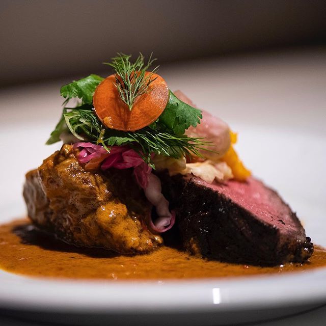 The Roasted-and-Braised Jerk Lamb with Coconut Koginut Squash created by James Beard Award winner @andrewcarmellini was a food dream come true at this year’s Taste America Los Angeles!