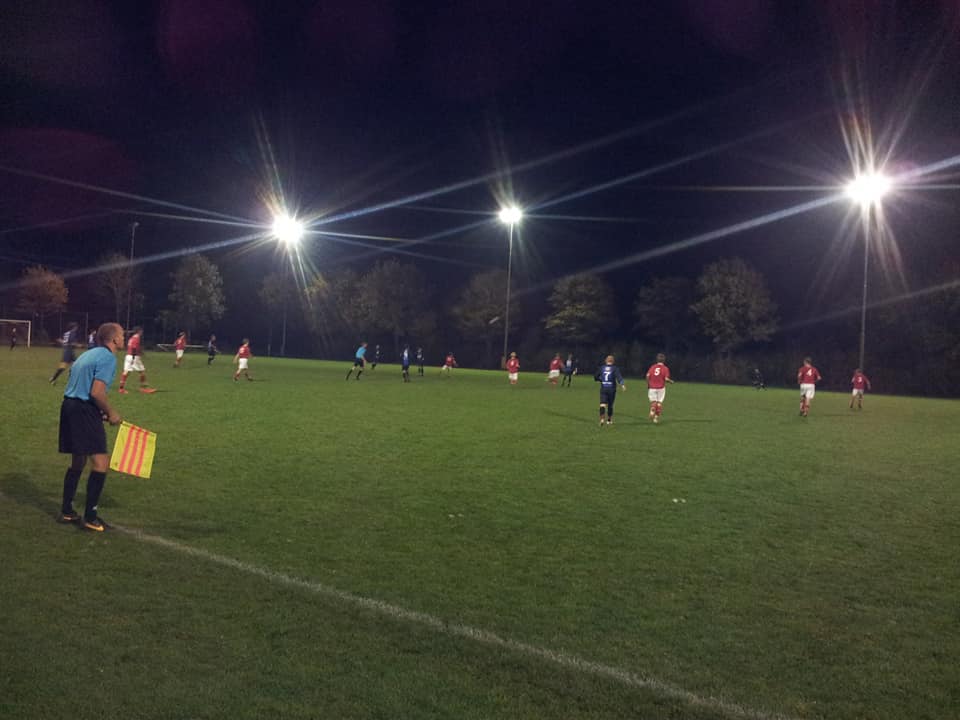GraveGerry's tweet photo. Wedstrijdverslag RWF-Zwaagwesteinde. https://t.co/FMnhxtI3ov
#bekervoetbal #rwf #svrwf #zwaagwesteinde #friesland #frieschepalen #dewestereen #amateurvoetbal #readtsjes #dereadtsjes #fryslan #voetbal #heerlijkduel #districtsbeker @VVZ_westereen https://t.co/zdAuWjUm3u