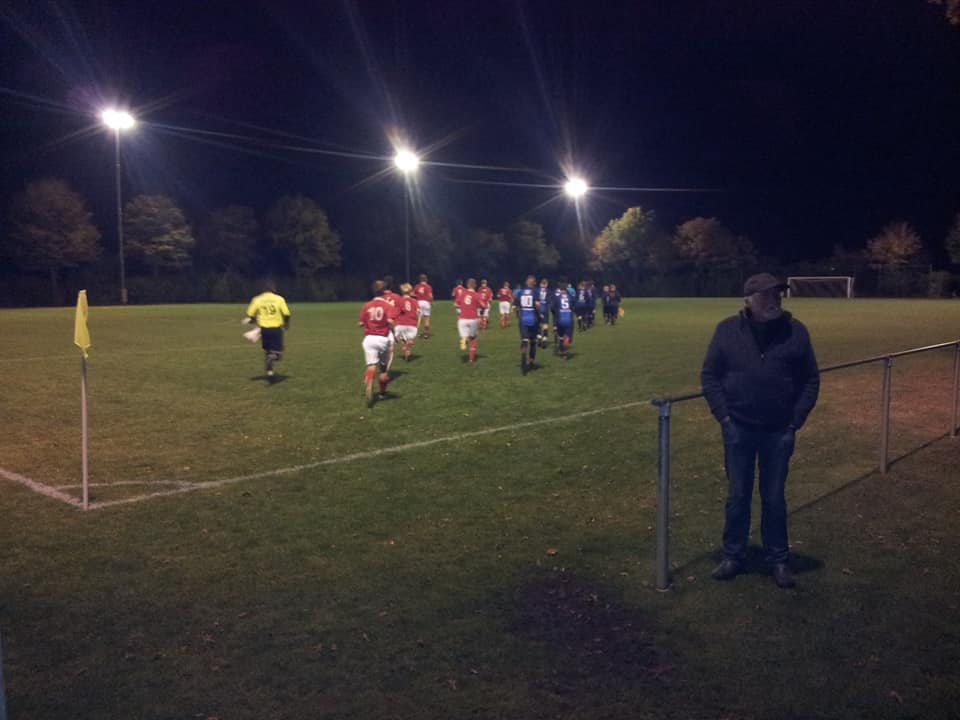 GraveGerry's tweet photo. Wedstrijdverslag RWF-Zwaagwesteinde. https://t.co/FMnhxtI3ov
#bekervoetbal #rwf #svrwf #zwaagwesteinde #friesland #frieschepalen #dewestereen #amateurvoetbal #readtsjes #dereadtsjes #fryslan #voetbal #heerlijkduel #districtsbeker @VVZ_westereen https://t.co/zdAuWjUm3u