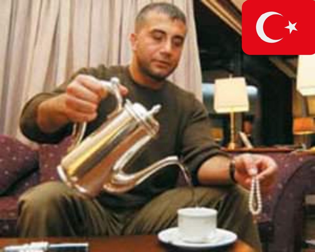 Ercan71618606's tweet photo. @sedat_peker GÜNAYDIN ASİL BİLG REİSİM ALLAH'IN SELAMI VE RAHMET�BEREKETİ ÜZERİNİZE OLSUN ALLAHA EMANETSİN CANSUN SAYGI VE SEVGİLİLER SUNUYORUM
Bİ UMUTTUR YAŞAMAK https://t.co/TOBAQpq1aL