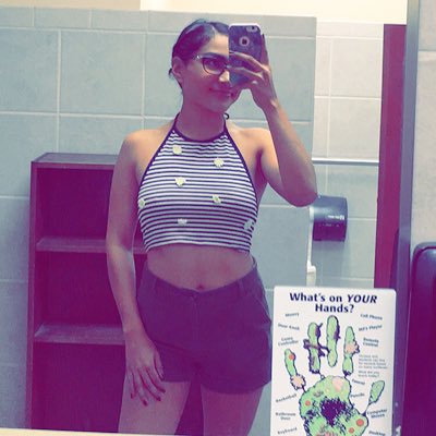sailorm3l's tweet photo. #NewProfilePic #washyourhands #cleanhandsAREhappyhands https://t.co/pVOmbDC30H