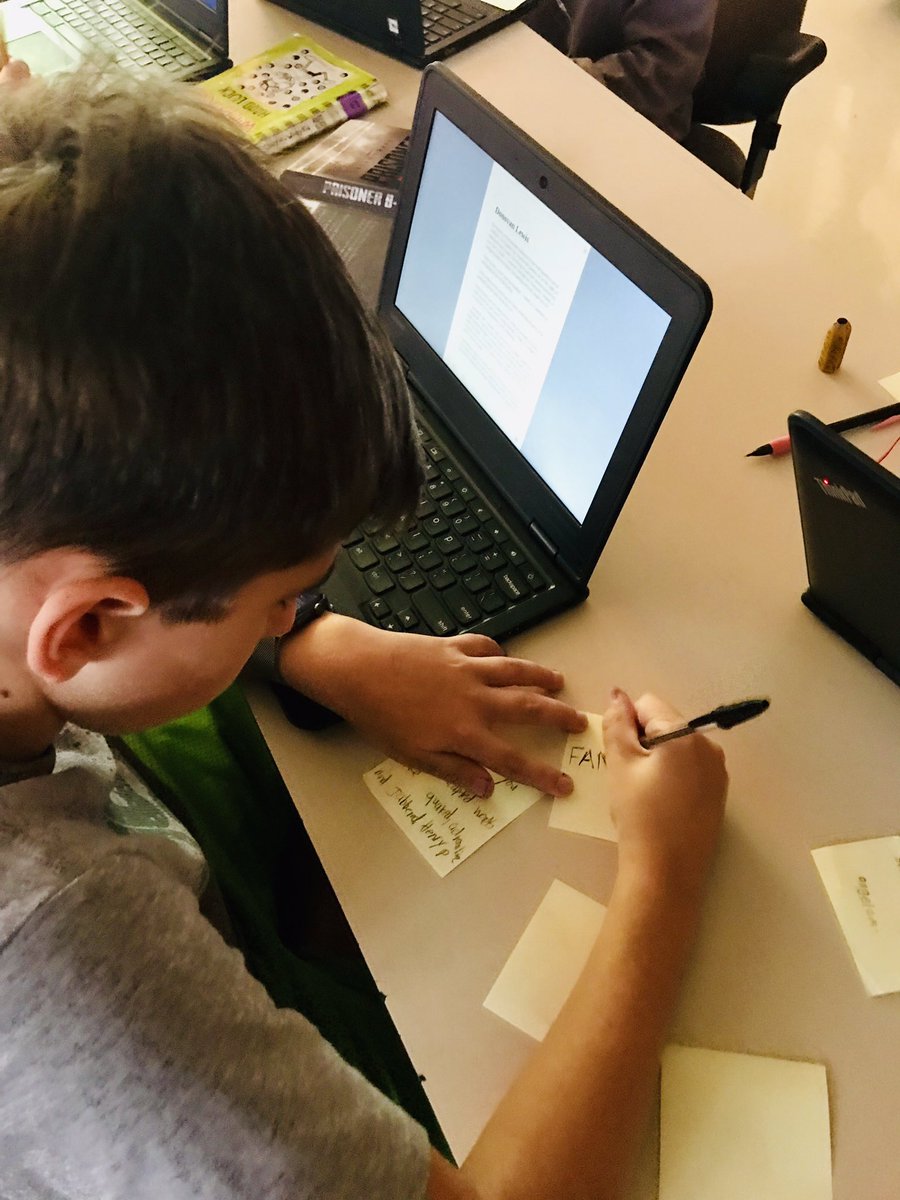 Polancoms's tweet photo. Ss doing an #authorshare #gallerywalk to celebrate their published #elementsoffiction stories! Earbuds are a MUST when published stories have mood music, ambiance, AND effects! #stickynotefeedback @OakvilleMiddle #STEMployee #STEAMmsdr9 #polancpeeps https://t.co/U8Camo4dua