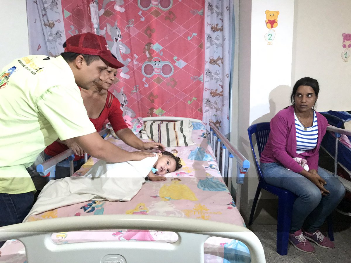 antoniohd_jpsuv's tweet photo. Gobernador @EdwinRojasM inspecciona el avances del hospital Dr. Santos Aníbal Dominicci, del municipio Bermudez.gracias al Pdte @NicolasMaduro por su apoyo. Seguiremos venciendo Cámarada @TareckPSUV @dcabellor  @PRIMERACOMBATI1  @PartidoPSUV @PSUVSucre_ #SucrePotencia✅ https://t.co/GWb5cIPbvv