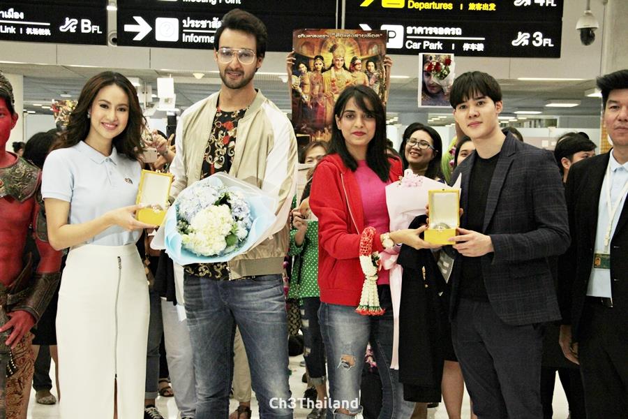 MTW_Officialth's tweet photo. เมื่อวันที่ 31 ตุลาคม ที่ผ่านมา......
การ์ตูน แบรนด์แอมบาสเดอร์ CH3 ร่วมต้อนรับ สองนักแสดงชื่อดังจากซีรีส์อินเดีย
“มหากาลี เทวีพิทักษ์โลก” ที่สนามบินสุวรรณภูมิ
@MWThailand
#CartoonChannel3Ambassador #Channel3Ambassador #missthailandworld2018 #mtw2018 #Ch3Thailand https://t.co/iFhWJ6YUUX