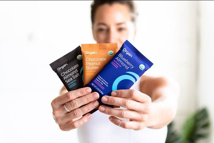UrthBox's tweet photo. Gain health, gain energy and gain the most out of life! Are words that @drinkorgain goes by! Their products, such as their simple protein bars, are here to make YOU feel good!#getpickywithyourprotein you deserve it!
#Urthbox #urthapproved #snackspotlight #orgain #sponsored https://t.co/cKKlBR06S8