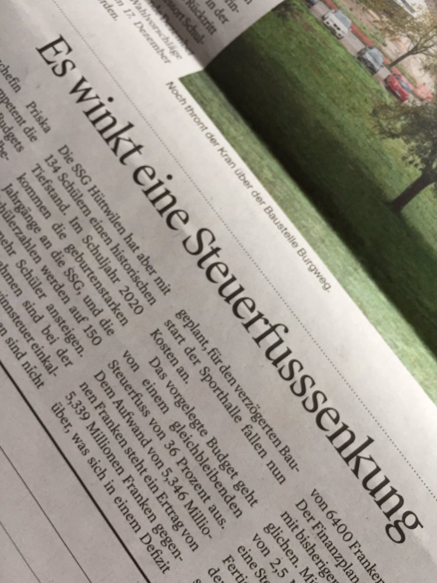 Andreas Kohli (@k_andreas_kohli) on Twitter photo Das sieht sicher lustig aus, wenn die mit beiden Händen winkt. @Floskelwolke <a href="/ThurgauerZ/">Thurgauer Zeitung</a> Das sieht sicher lustig aus, wenn die mit beiden Händen winkt. @Floskelwolke <a href="/ThurgauerZ/">Thurgauer Zeitung</a>