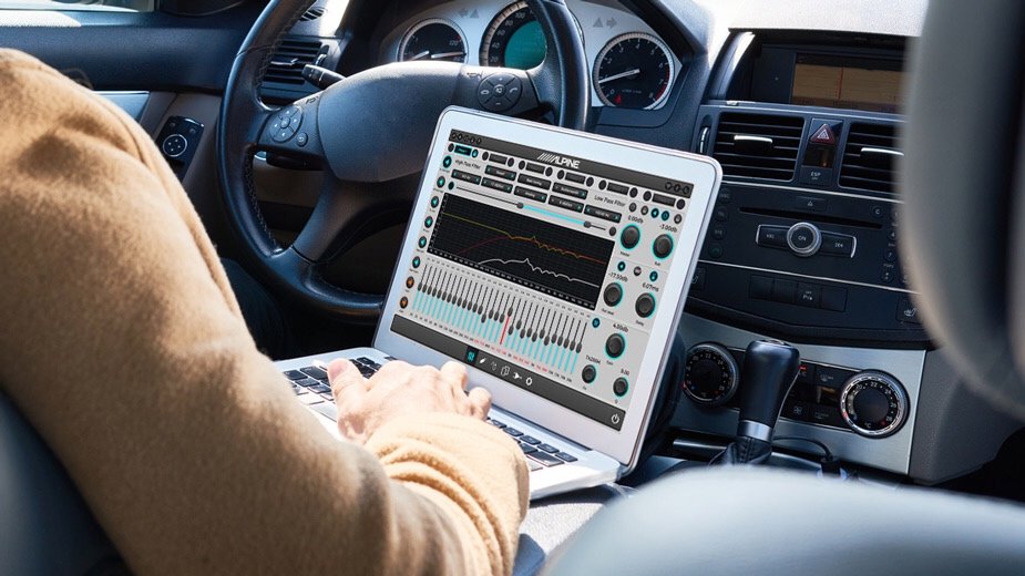 AlpineAOUK's tweet photo. Our DSP amplifier allows you to tune your vehicles sound with a professional 240-band Parametric EQ, 8 channel digital time correction, as well as a 8 channel digital crossover. #AlpineUK #DSP #SoundTuning #Amplifier 

https://t.co/rASA34NAuT https://t.co/xE0U9QrE9t