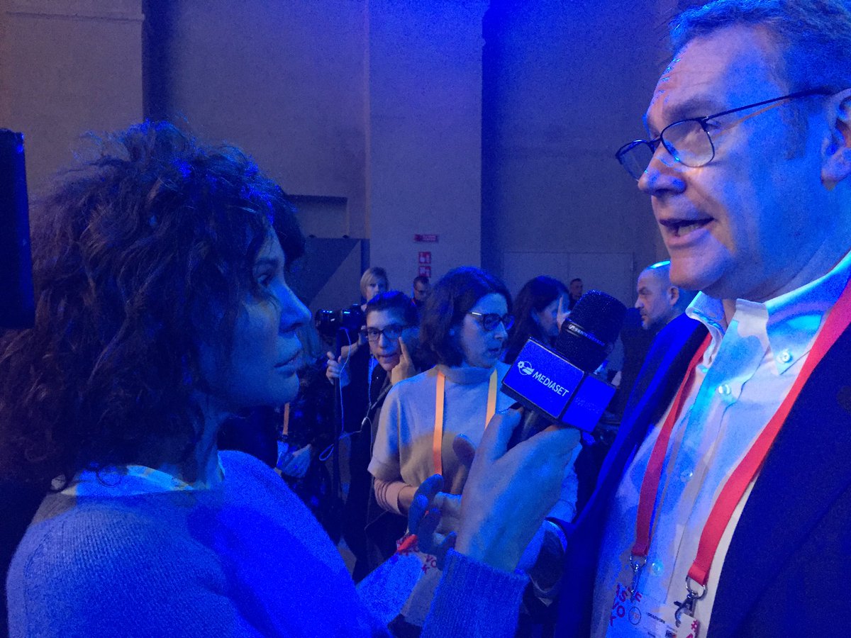 alefederferrari's tweet image. .@ecereda #IBM: l’#innovazione tecnologica corre più veloce degli insegnamenti scolastici. I formatori, così come le nuove generazioni, hanno quindi bisogno del sostegno delle imprese e del loro know how #ideaswork #NuvolaLavazza #AI #Blockchain #Cloud #IoT