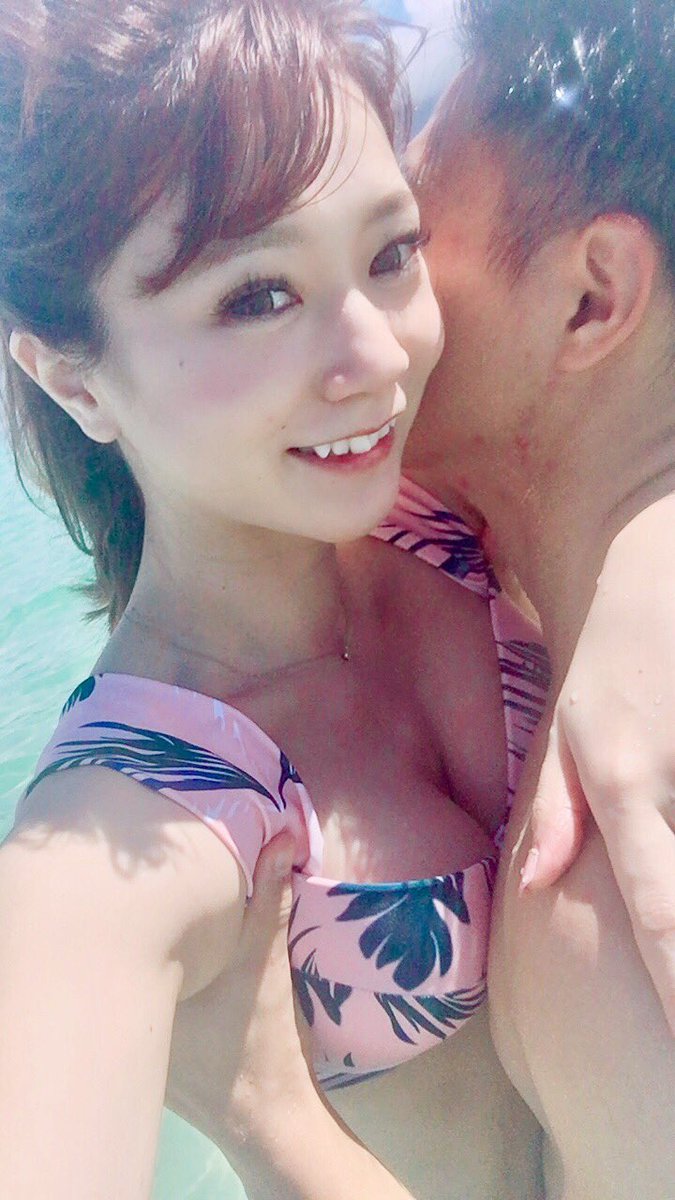 a_camel's tweet photo. hawai💗 https://t.co/ktJwlgXuxm