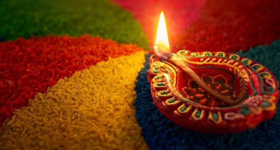 Wishing All who are celebrating the sparkling festival of light..  A Very Happy Diwali !!!
#diwali #friendsandfamily #togetherness #celebrations #newbegginings #enjoy #stayfit #diwalidiyas #diwalirangoli #happydiwali