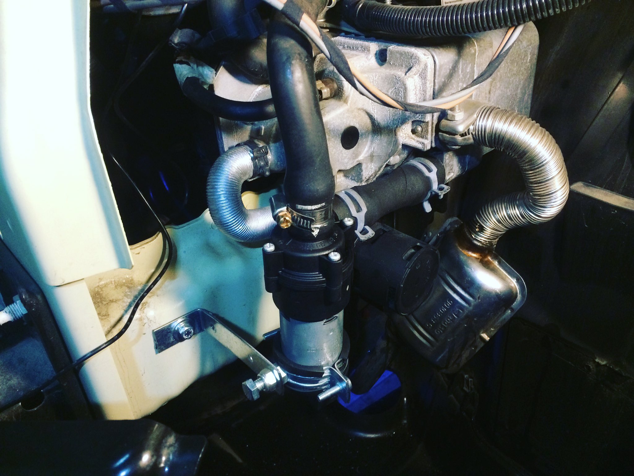 Подогреватель пжд 600. 14тс-10-24-с подогреватель предпусковой дизельный. Как включить предпусковой подогреватель. Схема предпускового подогревателя вебасто. Предпусковой подогреватель двигателя бинар 12в бензин.