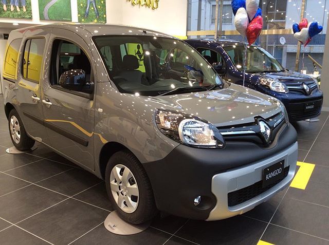 ルノー福島北町 限定車カングープラティーク入庫いたしました メーカー完売ですのでお早めにお問い合わせ下さいませ ルノー ルノー福島北町 カングープラティーク カングー 限定車 グリメタン 立冬ですね 福島市 輸入車 T Co ルノー福島北町 限定車カングープラティーク入庫いたしました メーカー完売ですのでお早めにお問い合わせ下さいませ ルノー ルノー福島北町 カングープラティーク カングー 限定車 グリメタン 立冬ですね 福島市 輸入車 T Co