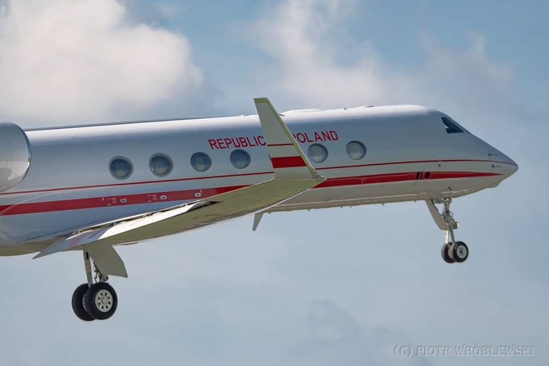 Wspomnienie z sierpnia - #Gulfstream #G550 "Książę Poniatowski" opuszcza Radom.
Fot. Piotr Wróblewski