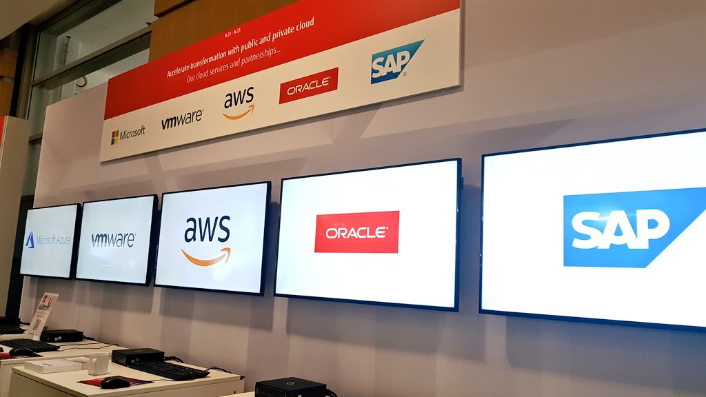 WeAreHybridIT's tweet image. The co-creation is very present on the Multi-could area on the Hyperconnected booth #hybridit #hyperconnected #multicloud #FujitsuForum #fujitsuforum2018 #wearehybridit
