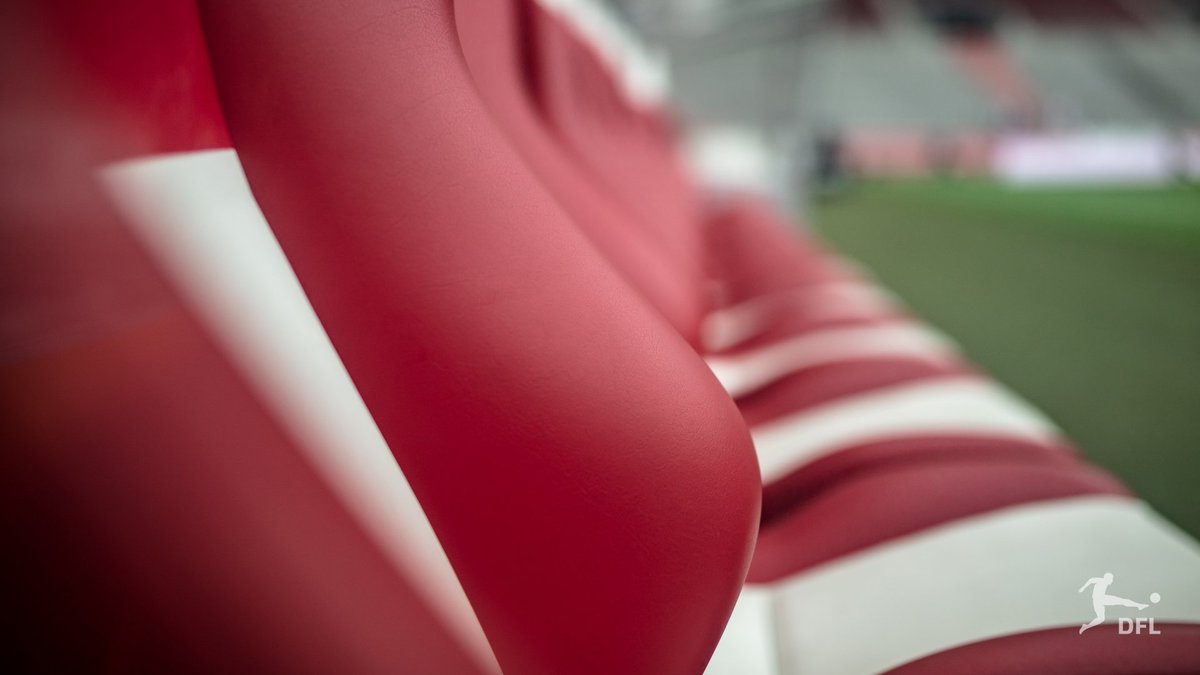 DFL_Official's tweet photo. #DFL-Kommission Fußball spricht sich für Erhöhung der Ersatzspieler-Anzahl in der #Bundesliga und 2. Bundesliga aus – Bekenntnis zur Torlinientechnologie ➡️ https://t.co/LzEHLDbkJe https://t.co/XPoU683DjZ
