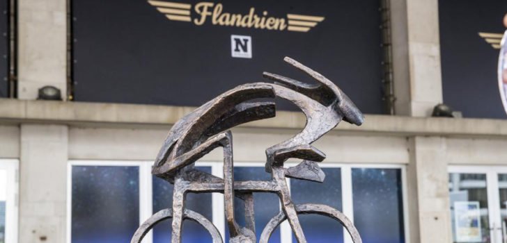 Dumoulin en Van der Poel vallen in de prijzen! ➡️vlsontour.nl/wielernieuws