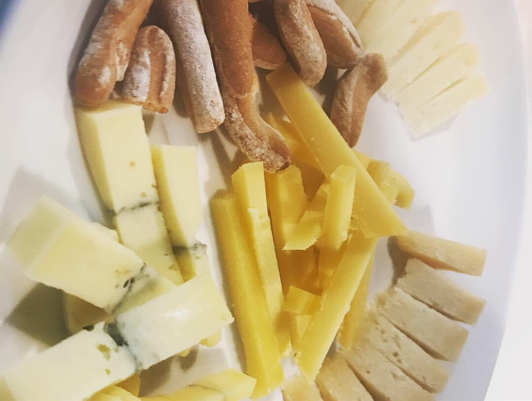 Un martes noche cualquiera...🙈🙈💪💪🍾🍷