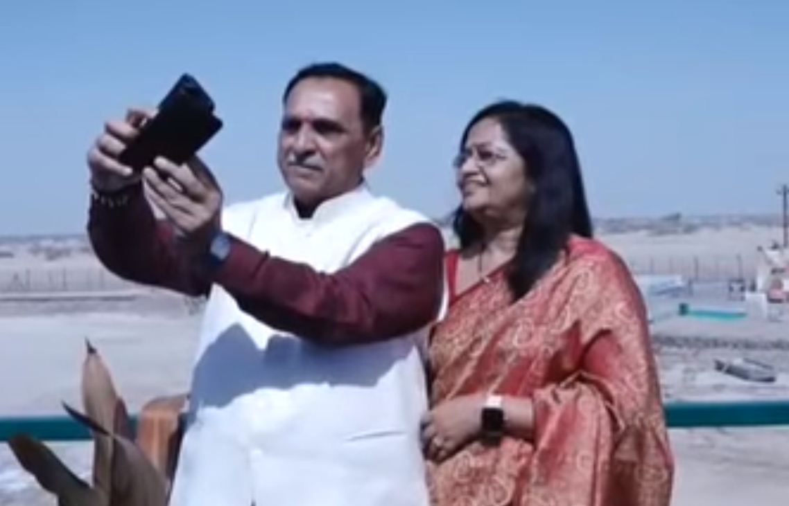 Seema Darshan programme has attracted 10-lakh visitors: Chief Minister Rupani at Nadabet border