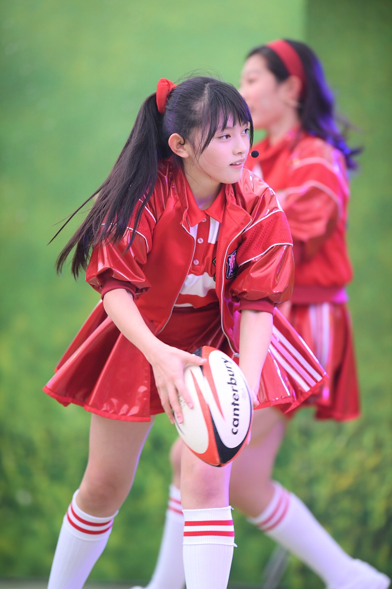 菅田愛貴 タペストリー KND08049.jpg?impolicy=lt&