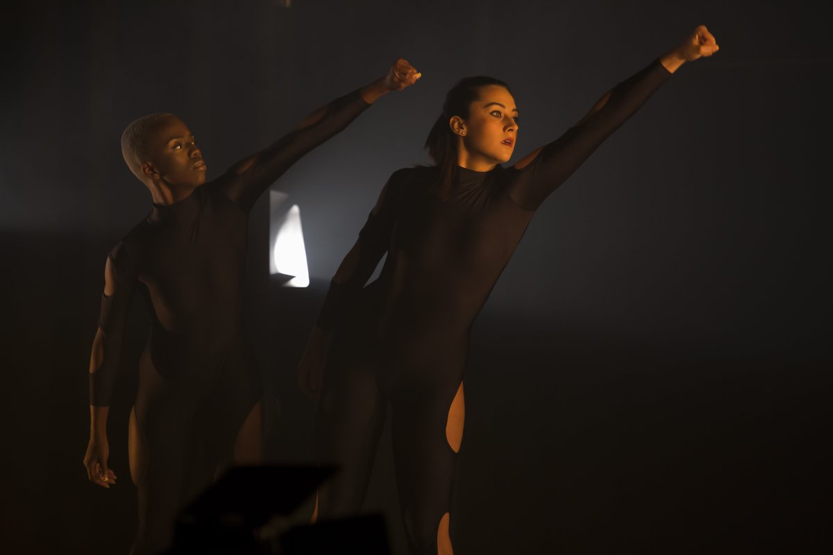 tavazivadance's tweet photo. Mid-week Motivation:
Reach for your goals... and then reach a bit further...
The dancers in this image are indeed reaching for their goals.  Images from the re-worked version of 'Izindava' for In2it Festival in Norway in September. 
Photo credit Steinar Husby 
#MidweekMotivation https://t.co/xNR3LzBS6U