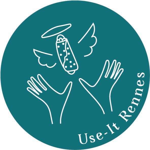 USEITRennes's tweet photo. On aura aussi des totebags, des affiches, des cartes postales et des stickers à vendre (dont le fameux galette-saucisse) 💸 https://t.co/VxJDLs09o5