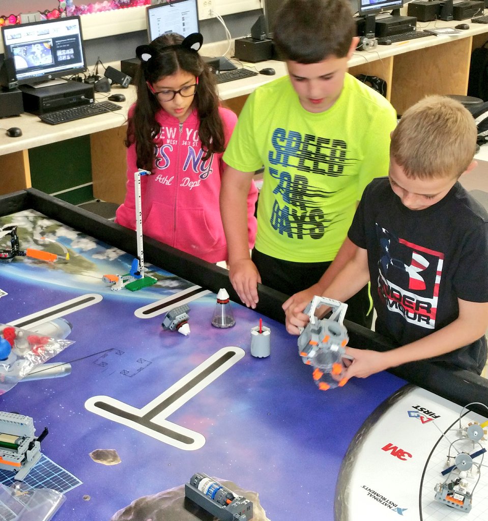 DawnZamoraSTEM's tweet image. Cole @firstlegoleague team is so excited to be able to speak with NASA scientist @abbyfrae later today! @EBTSOYP #nisdrobotics #TheColeWay