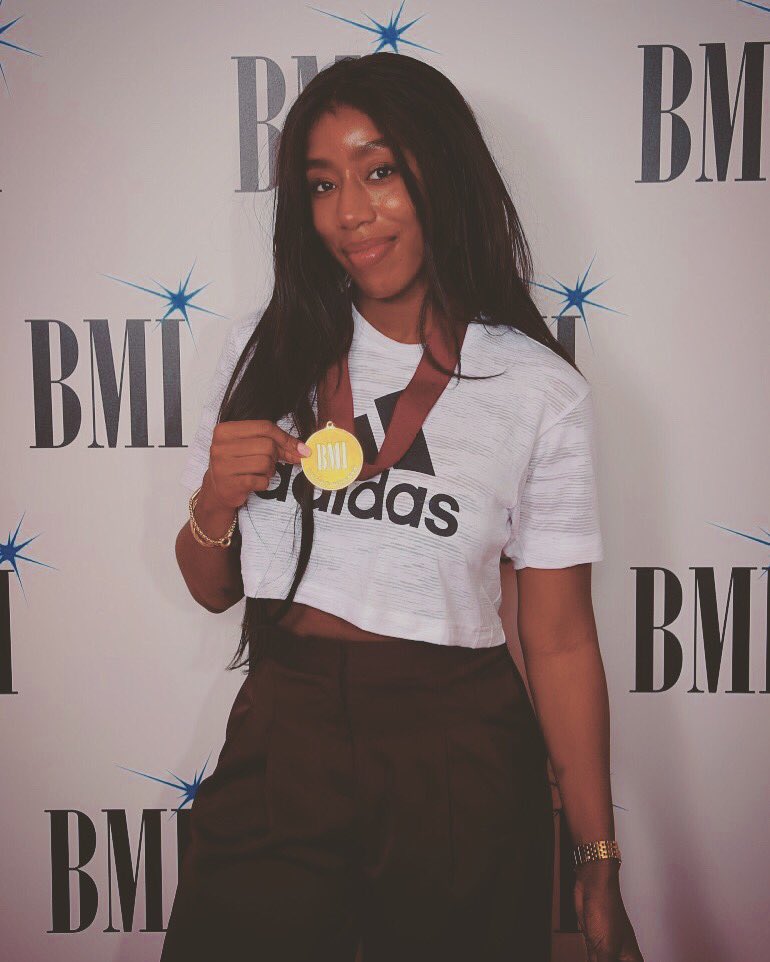 BMILondon's tweet image. Big congratulations to @KamilleXX for winning #Songwriter of the Year at the @musicbizworld’s A&amp;amp;R Awards last night! She written smash hits for @LittleMix @JessGlynne @JamesArthur23 and more. What a star 🌟Pictured: Kamille at @BMILondon Awards 2017 #BMI #MusicBusinessWorldwide