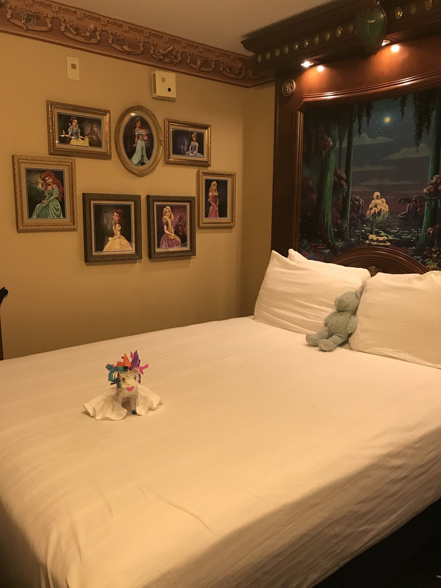 Momentmom On Twitter Disney Moderate Resort Tip 5 Rooms