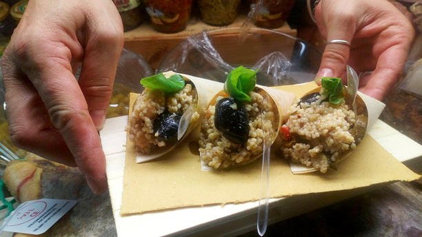 aromas36's tweet image. #FelizMiercoles! @aromas36 suggests Locanda la Passatella, a meeting place where everyone eats together like in a family!
#WednesdayWisdom