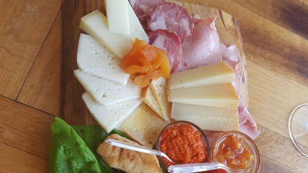 aromas36's tweet image. #FelizMiercoles! @aromas36 suggests Locanda la Passatella, a meeting place where everyone eats together like in a family!
#WednesdayWisdom