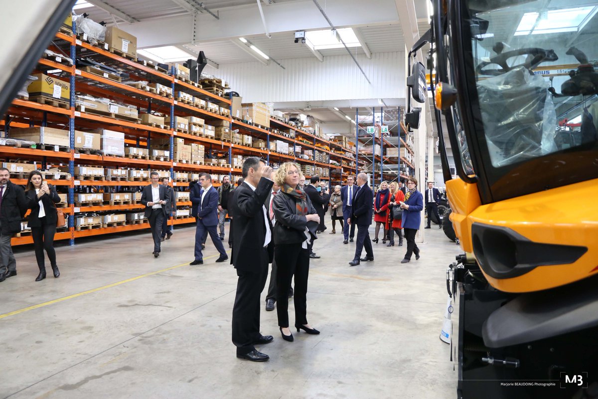 Merci <a href="/murielpenicaud/">Muriel Pénicaud</a> d'avoir choisi Noremat pour parler #formation, #insertion professionnelle et #recrutement . 👨‍🎓👨‍🌾📢