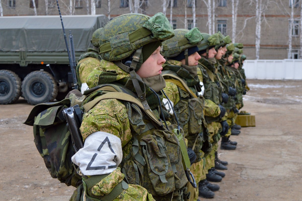Поддержка вв. Вооруженные силы рф. Парад победы. Поддержка вв. Спецназовцы обнимаются.