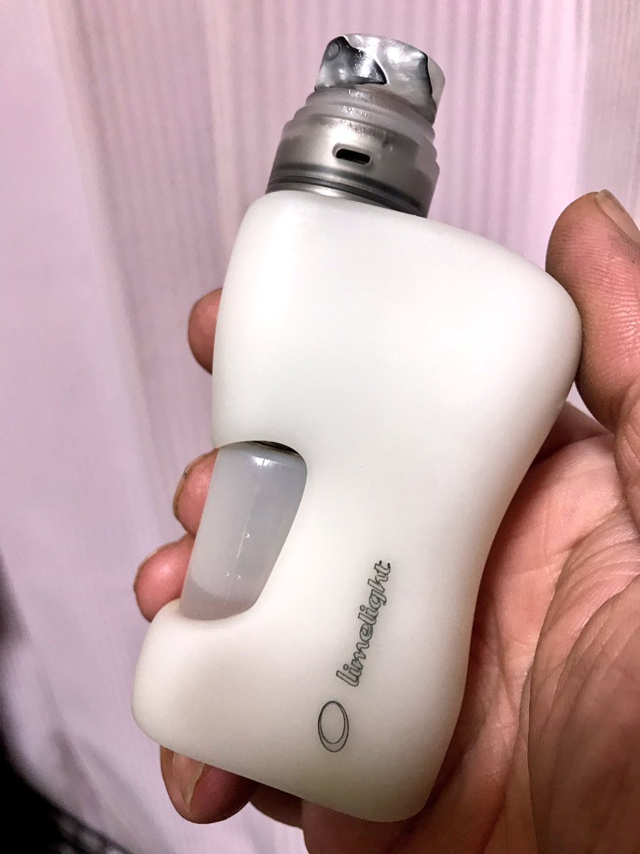 schwanz0311's tweet image. #Fasttech から着弾！
あえての #GR1 810仕様

なかなか似合ってるかも

#vape好きな人と繋がりたい