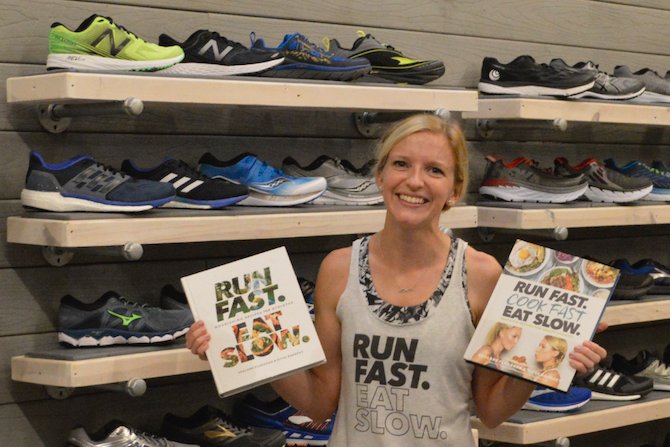 annarbor_rc's tweet photo. Are you a huge fan of the #RunFastEatSlow recipe book? Are you unfamiliar with the cook book, but love to Run Fast &amp; Eat? Join @kblovestorun on 12/4 at @annarbor_rc #Kerrytown to go for a 4-6 mile #run &amp; then try some new recipes! FULL DETAILS AT https://t.co/foJEluAiQY https://t.co/aFCQAXwygT