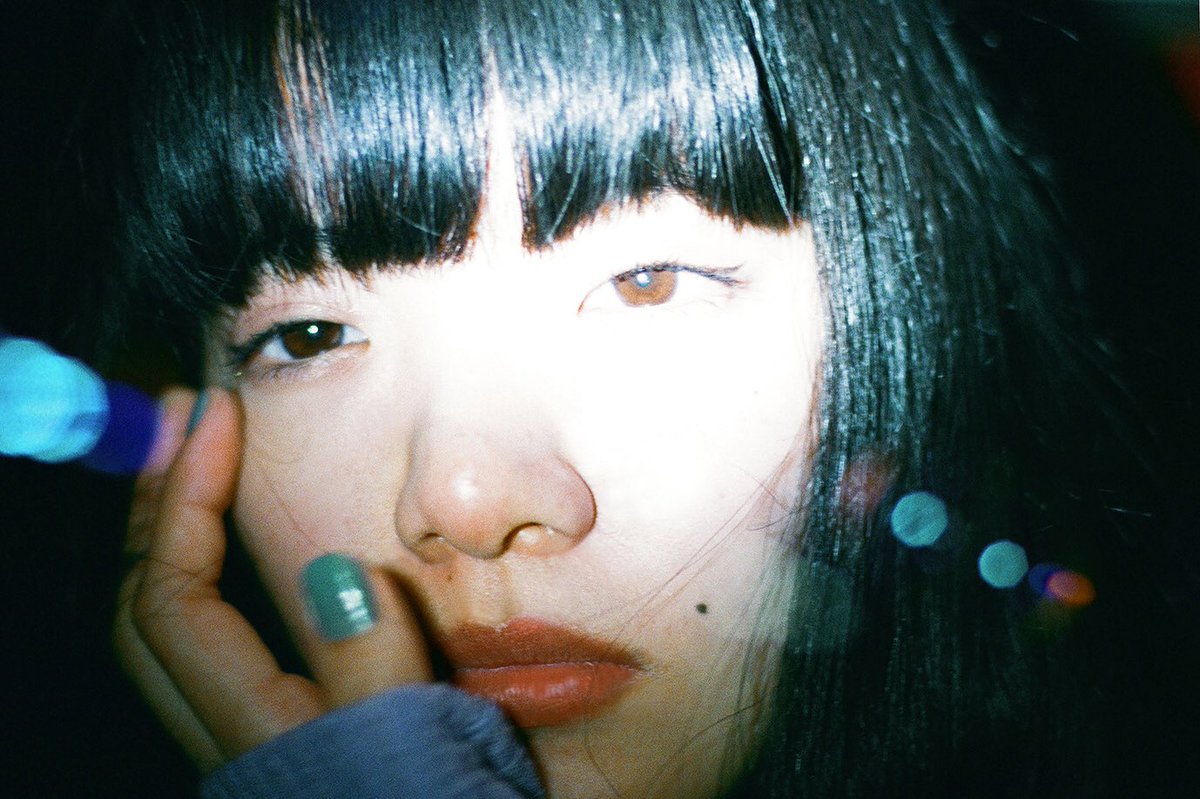 Shiori Ikeno 池野詩織 あいみょんさんの新しいアーティスト写真と新曲 今夜このまま のジャケット写真を撮影しました 水曜10時ドラマ 獣になれない私たち の主題歌で 11 14にリリースです 他にもお写真たくさん撮りましたので Cd発売をお楽しみに Shiori Ikeno 池野詩織 あいみょんさんの新しいアーティスト写真と新曲 今夜このまま のジャケット写真を撮影しました 水曜10時ドラマ 獣になれない私たち の主題歌で 11 14にリリースです 他にもお写真たくさん撮りましたので Cd発売をお楽しみに