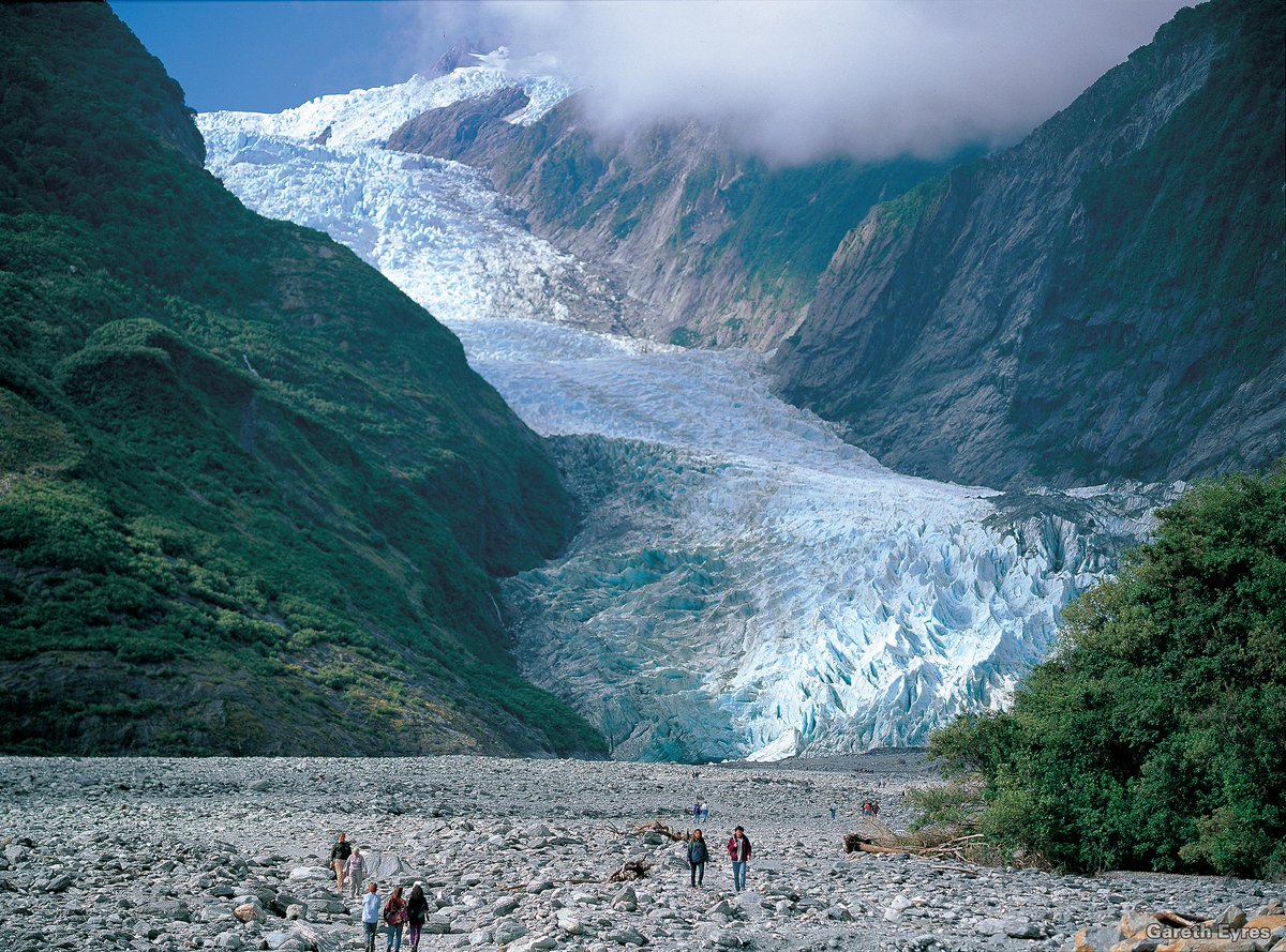 yuktravel's tweet image. South Island atau Pulau Selatan di New Zealand menyajikan salah satu pemandangan alam paling alami yang pernah Anda lihat. Tertarik? Ikuti 8D/7N Favourite South Island Road Trip dengan harga awal dari Rp 13,8 jutaan/orang

Klik yuk.travel/2HYrbXF 

#Yuktravel #NewZealand