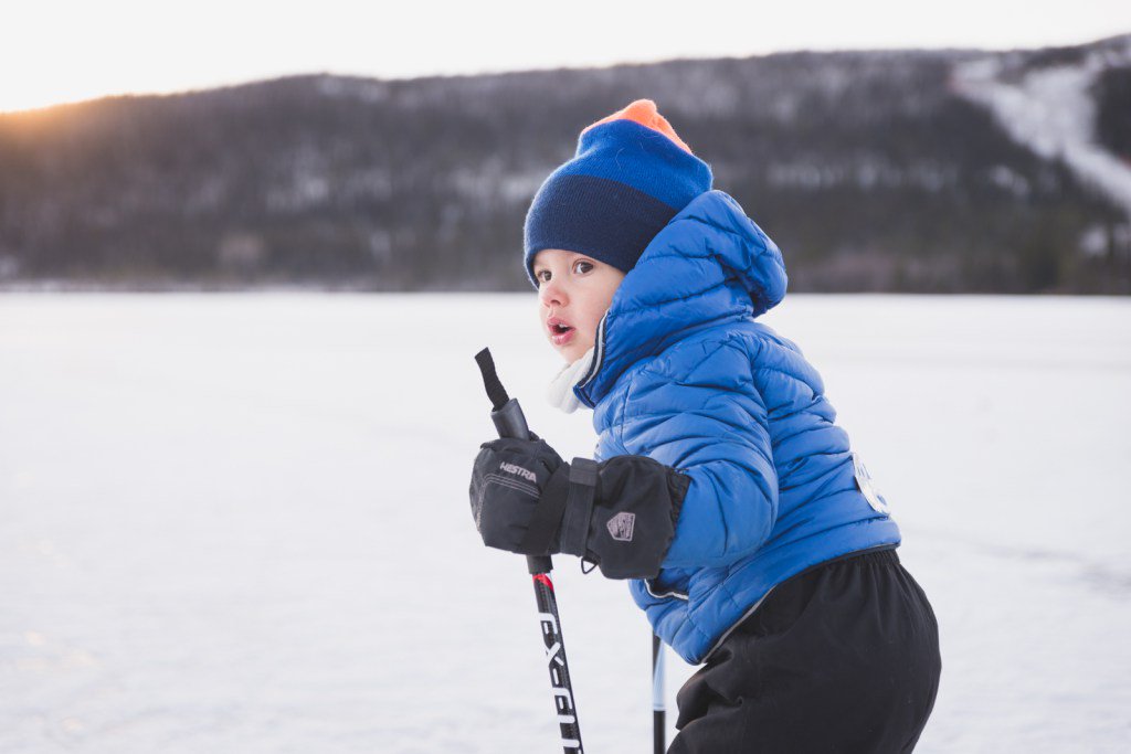 Lyckan över att snön är här explorealittlemore.se/lyckan-over-at…