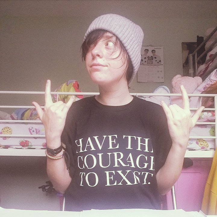 M_a_auld's tweet image. My top came and I love it so much 🙃 @danielhowell @danhowellshop