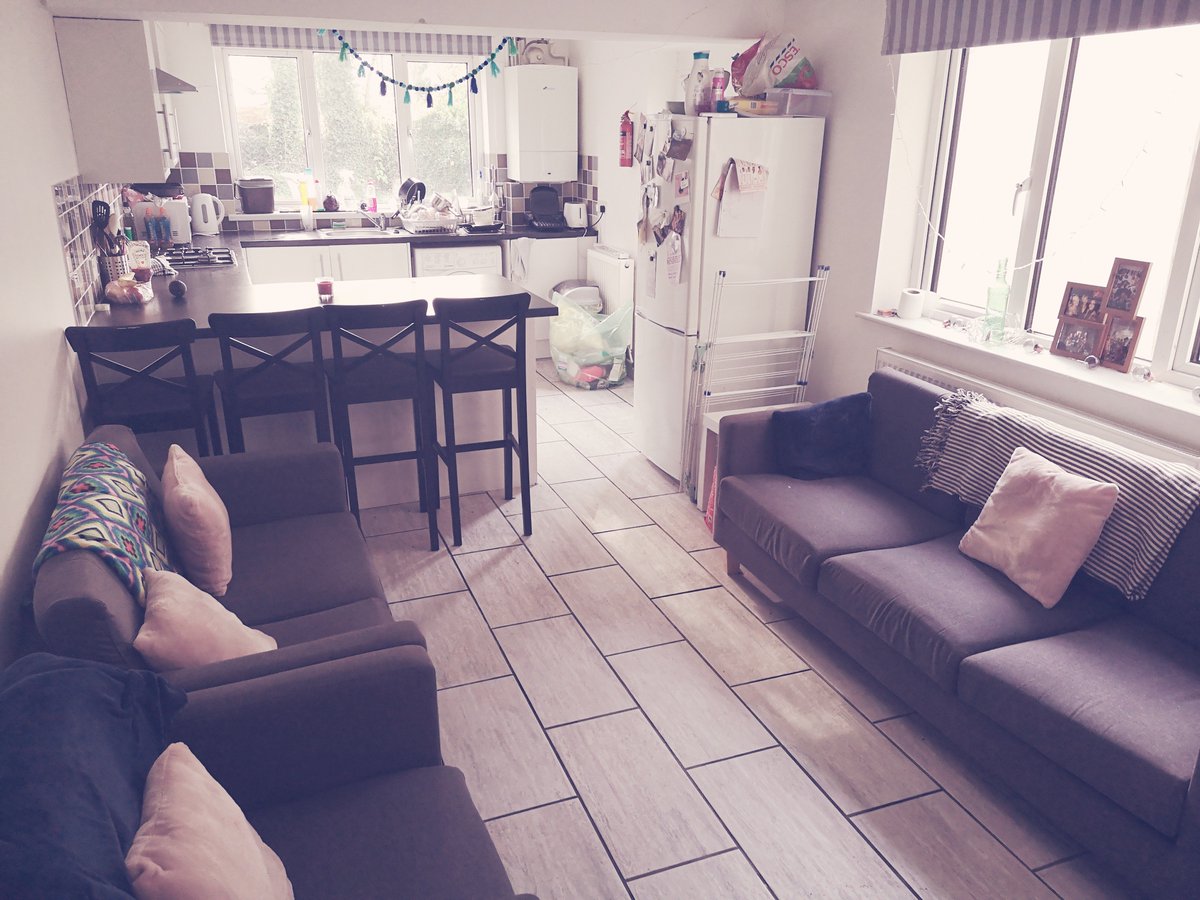 Cardiff Student Letting tweet media