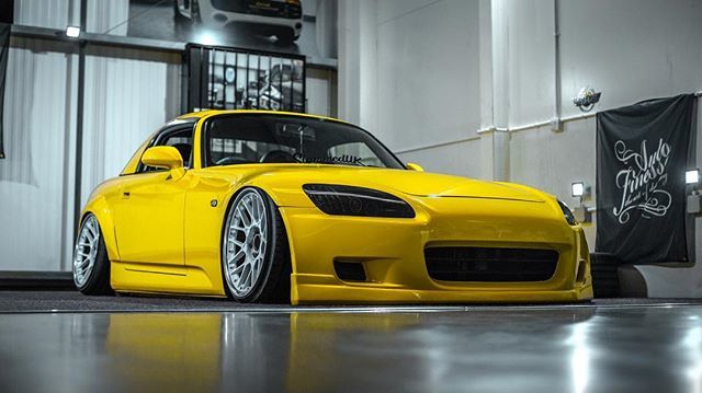 Last leg of the #AFROADSHOW in wales and look what we found sitting pretty <a href="/vividcarcare/">Vivid Car Care</a> @l2k_’s S2000 🤙🏻 #autofinesse #teamaf #theartofdetailing #carcleaningproducts #detailersfuel ift.tt/2AT72jX