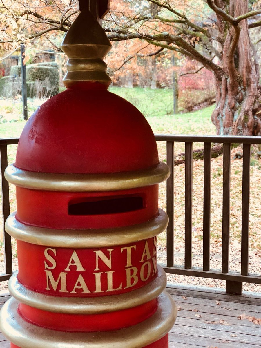 We're only two days away ⛄️ 
That means that there is only a few days for you to buy discounted tickets. 
Don't miss out on the Enchanted Garden, Britain's finest comedians, over 200 traders and so much more ❄️
Buy now: buff.ly/2SUlHlC