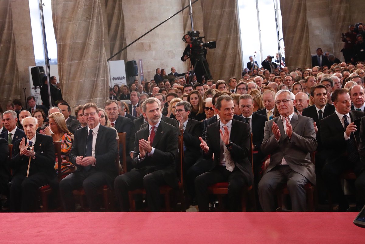 El Rey, en Valencia para entregar los galardones de la 30ª edición de los “Premios Rey Jaime I” 
casareal.es/ES/Actividades…