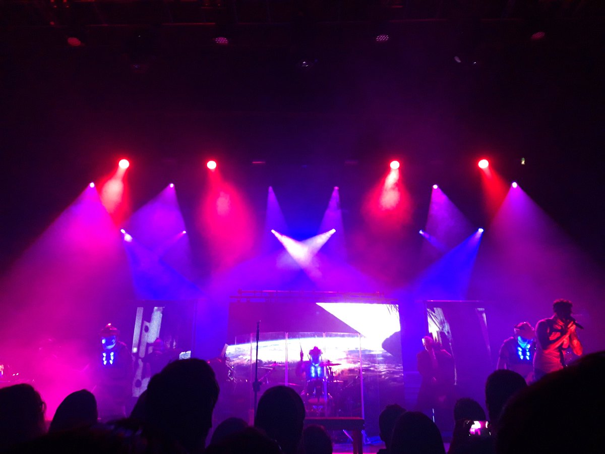 _muser_forever's tweet photo. Saturday night was awesome! 😄 @starsetonline you did not disappoint! It was my first time seeing you guys &amp; it definitely won't be the last! https://t.co/KPhBaTxTZp