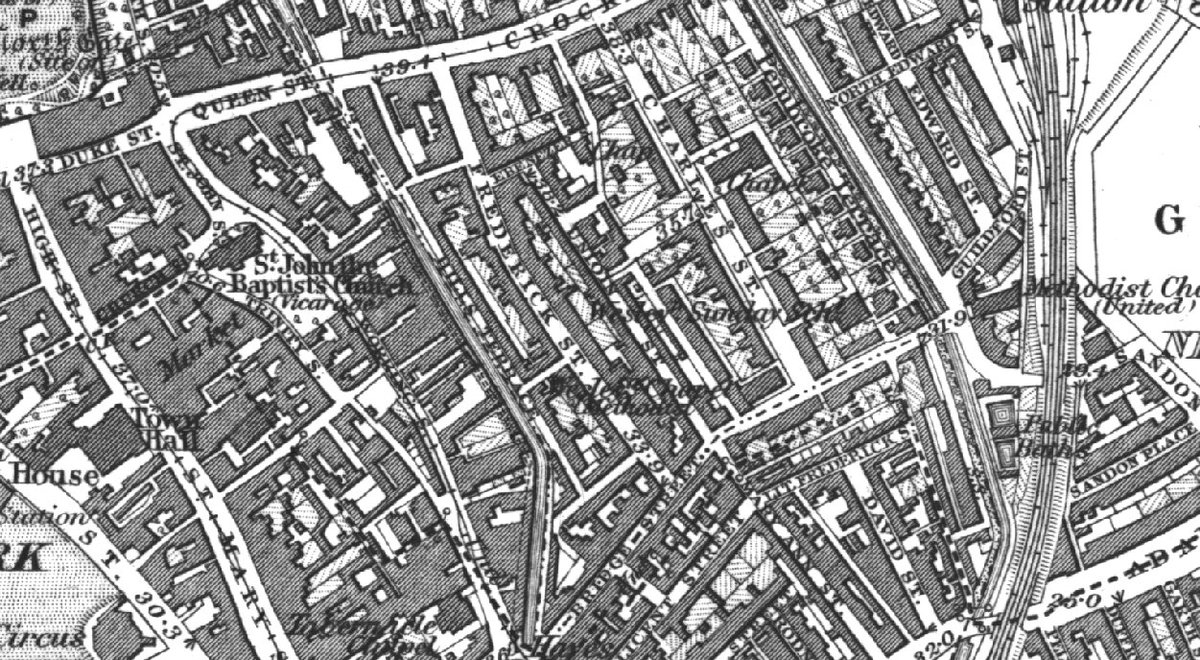 MyHistoricMap's tweet image. Noswaith dda and a very happy #CardiffHour to you all! We sell historical OS maps dating from 1839 to 1960. Take a peak, for example, at maps comparing Cardiff city centre between 1881 and 1922! (Click to expand) @Groundsure