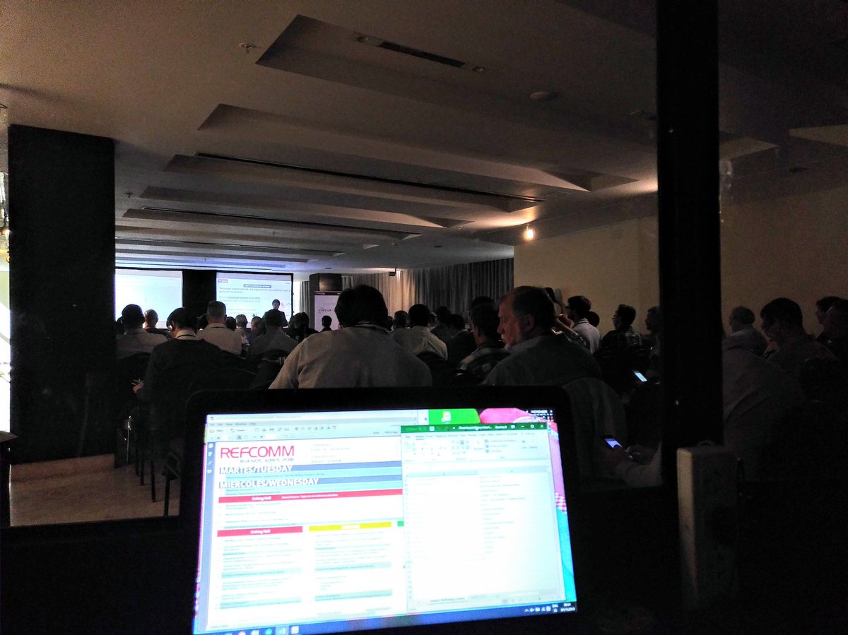 rblangservices's tweet image. Día 3 de 4 como intérprete en la #RefComm, conferencia de refinería sobre operaciones de coque y azufre. Gracias por la convocatoria, @CulturesConnect.