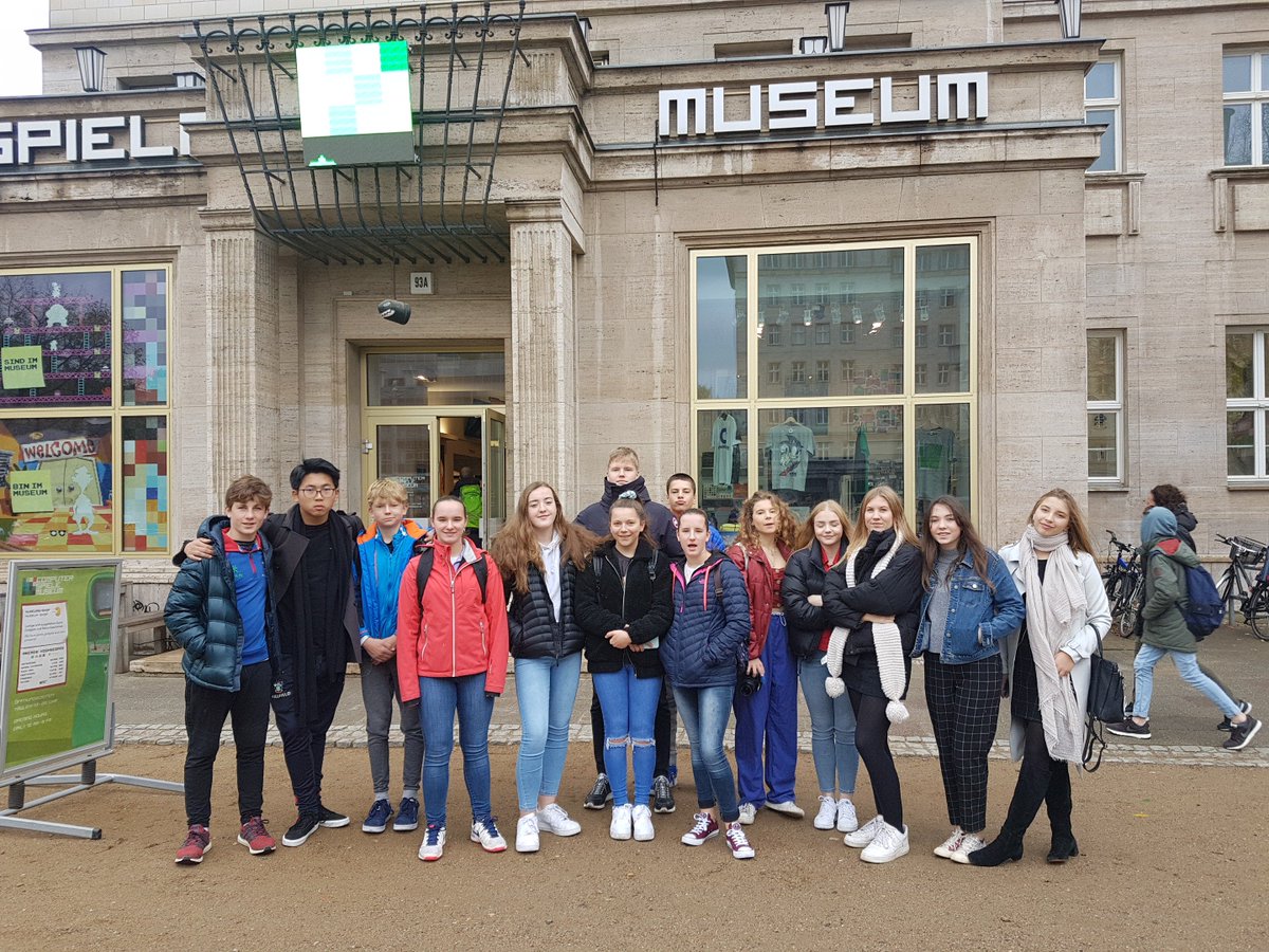 Our <a href="/MillfieldLang/">Millfield Languages</a> and science pupils had a fantastic time in Berlin over half term!

They learned about space travel &amp; the development of computer games at the Orbitall Space Centre and <a href="/CSM_Berlin/">Computerspielemuseum</a>, and tested out their German during a tour of the city!

bit.ly/2zzyPE3