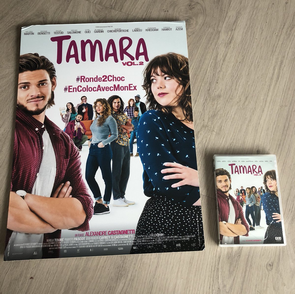 BensettiRayane's tweet image. Les copains ? Je vous fais gagné l’affiche de Tamara 2 avec le dvd ! 
Ça part demain ❤️Je vous ferais une Dedicasse à ma manière 😁 je tire au sort parmi les Rt #BonneChance les amis ❤️❤️❤️#Love !!