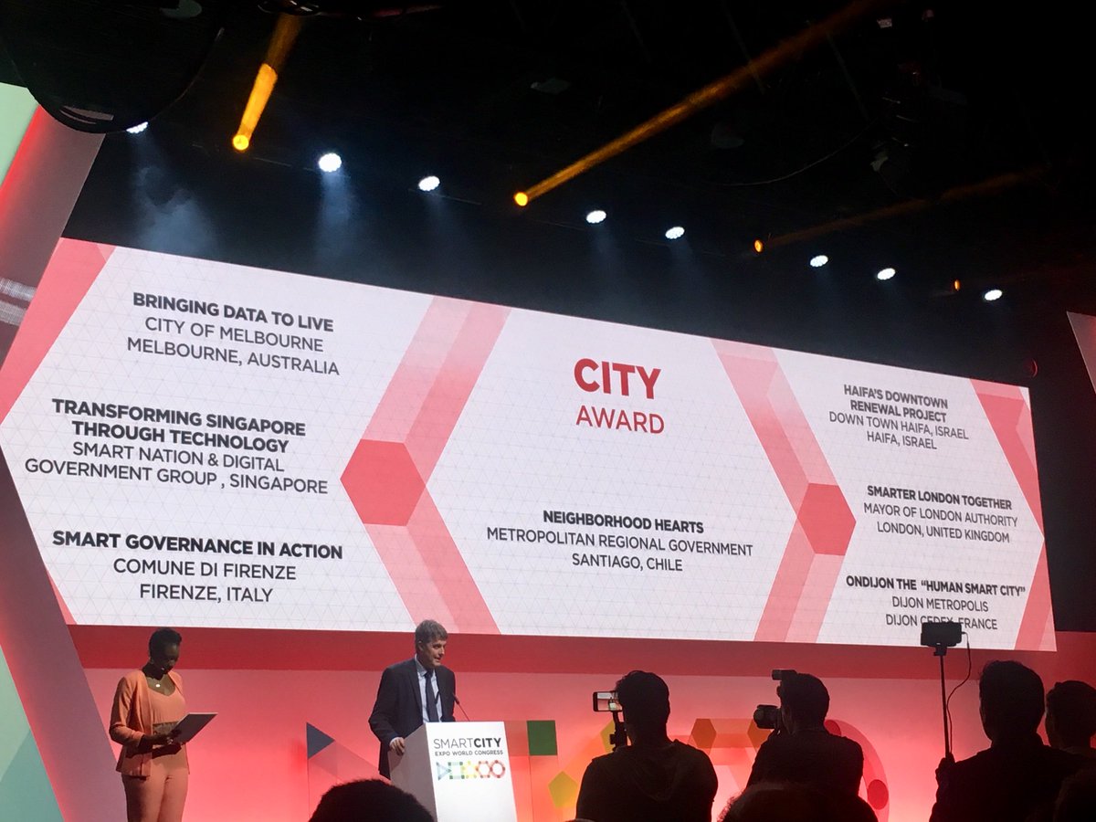 JasminLibanesa's tweet photo. Os comparto algunas fotos del #WorldSmartCityAwards 2018 #Firabarcelona# nominaciones/nominados/ganadores!!! Muy bien repartido a nivel mundial!!! #SmartCityExpoWorldCongress #DigitalTransformation #Congress #sharingeconomy #CitiesToLiveIn #collaborativeeconomy#scewc18 https://t.co/q6G9QtZ6ln