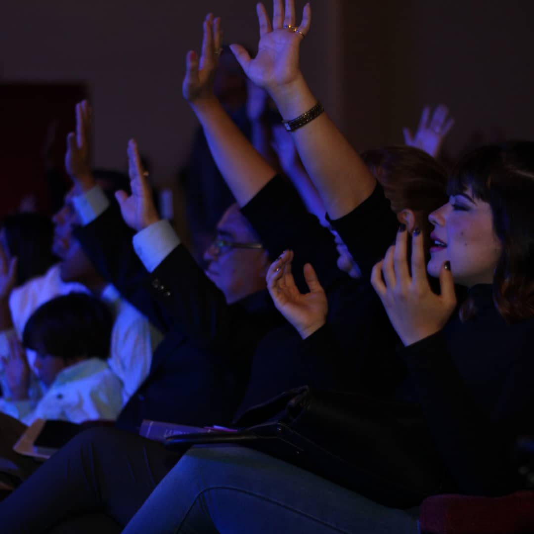 luzypazorg's tweet photo. ¿Sabías que la palabra Rhema, dada en la convención Elévanos 2018, surgió en un devocional familiar entre nuestros padres espirituales, @Pastorjesusj y @GloriaLuzyPaz , y sus hijos, en el mes de octubre del año 2017? 
Más info en nuestro #Facebook
...
#Church #SomosLuzyPaz https://t.co/r5HuCbICKD